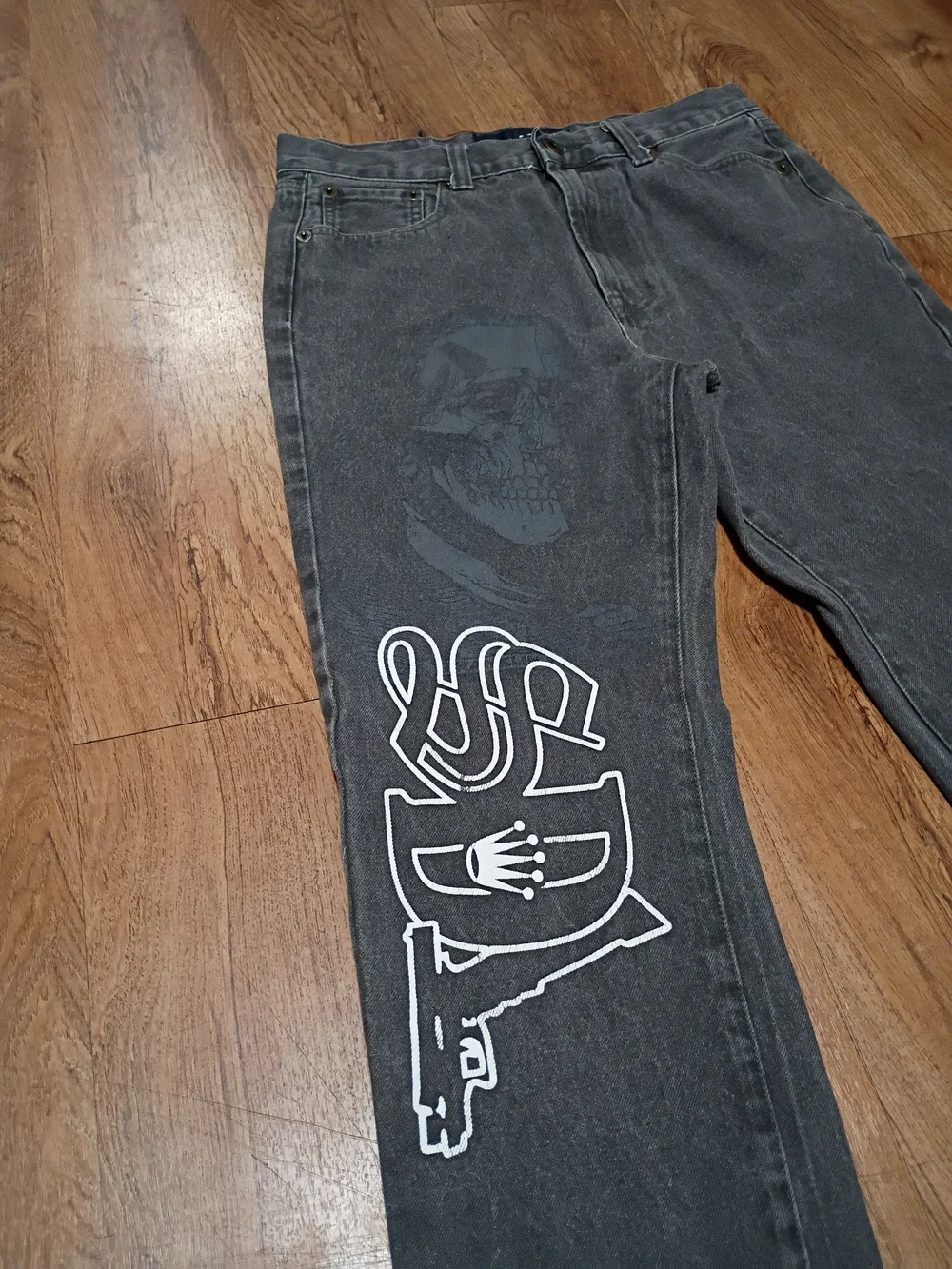 Men's Relaxed Black Graphic Jeans